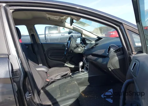 2016 Ford Fiesta Se z USA, uszkodzony, nr VIN 3FADP4BJ8GM162370